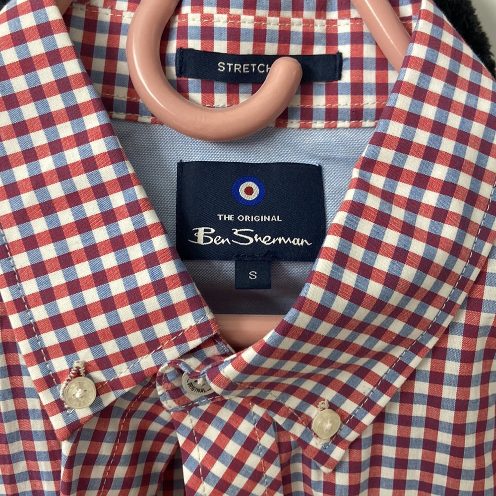Mens button down - Picture 2 of 2